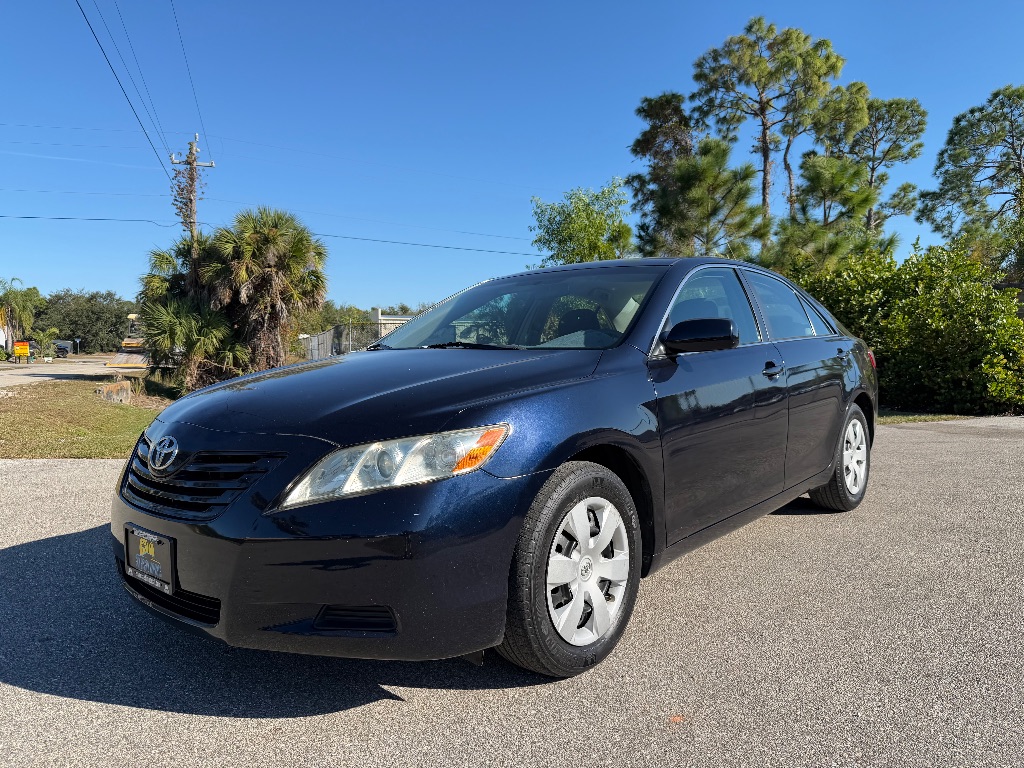 2007 Toyota Camry LE's photo