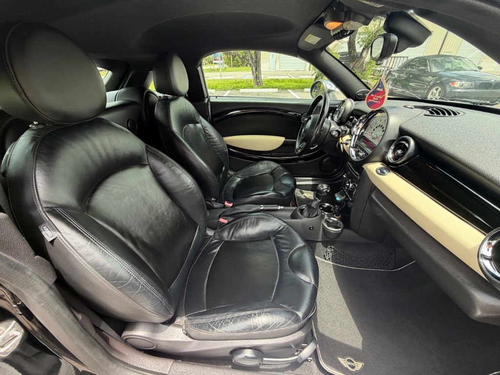 2012 MINI Cooper Base - Photo 9
