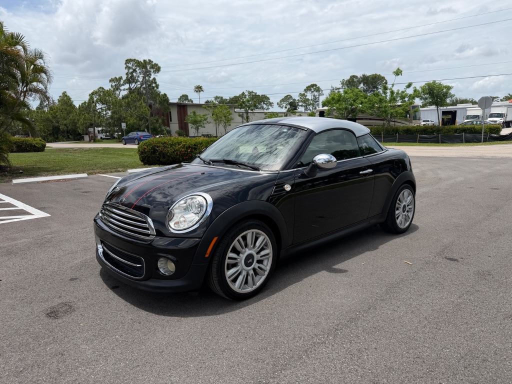 2012 MINI Cooper -'s photo