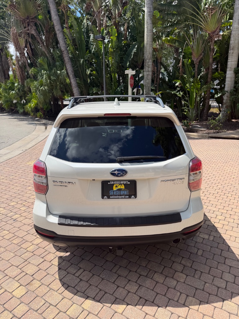 2016 Subaru Forester i Limited - Photo 6