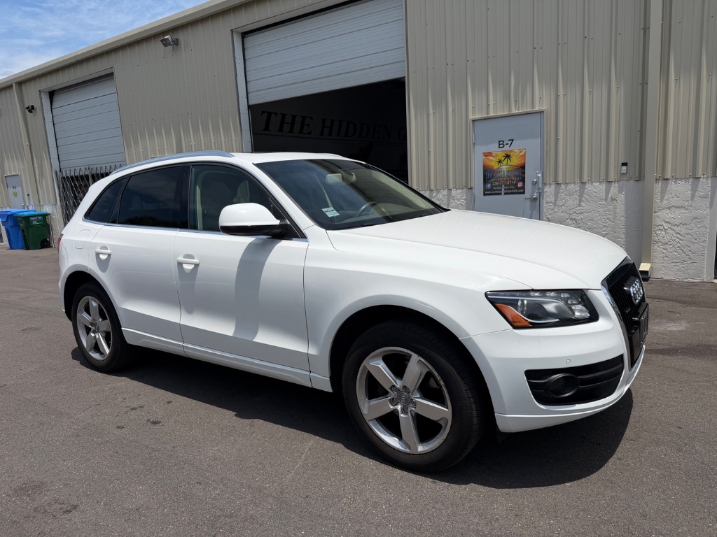 2010 Audi Q5 3.2 quattro Tiptronic Premium's photo